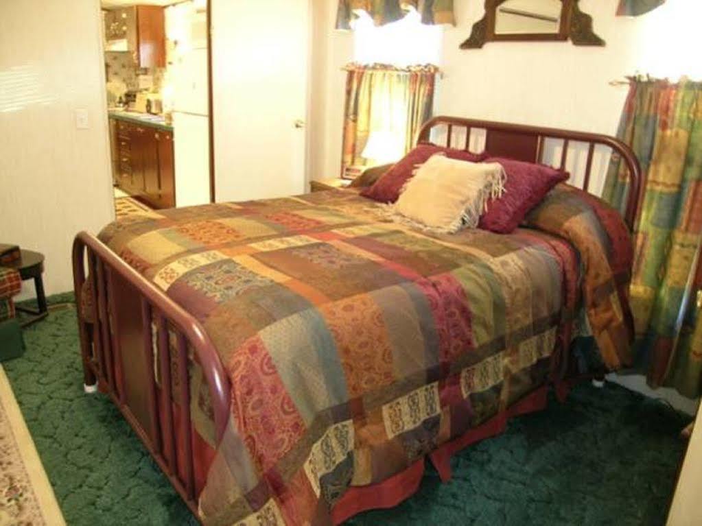 Wolf Creek Farm B&B And Motorcycle Manor At Wolf Creek Farm, Llc Ararat Extérieur photo